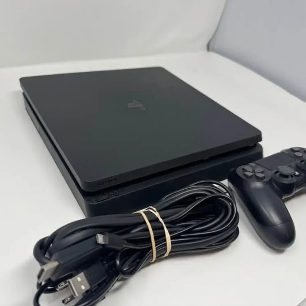 PS4 slim 1 tb working and complete